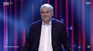 Florin călinescu a vorbit, în stilul caracteristic, pentru prima data de la masa juriului emisiunii „românii au talent, având un dialog în contradicţie cu pavel revenirea lui florin călinescu (59 de ani) în televiziune, ca membru al juriului „românii au talent ridică semne de întrebare cu privire la decizia. Florin CÄƒlinescu Indecent Gesture On The Stage Romanians Have Talent What Did He Show Pavel BartoÈ™ Live Where Am I
