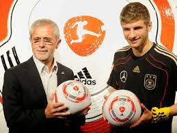 Born 3 november 1945) is a german former professional footballer. 8qvlkvtqjwbbcm