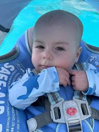 TGIF from Lincoln who's out here living his best life ☺️❤️