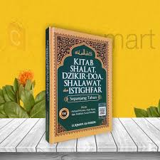 Sayyidul istighfar ini adalah bagian dari dzikir pagi petang. Kitab Shalat Dzikir Doa Shalawat Dan Istighfar Sepanjang Tahun Shopee Indonesia