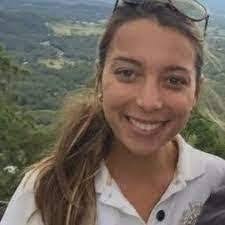 Elisa Pollard's Instagram, Twitter & Facebook