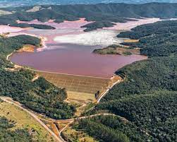 Defesa civil cita apenas transbordamento. Noticias De Mineracao Brasil Vale Suspende Operacao Em Barragem De Rejeitos Em Minas Gerais