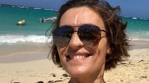 Fatima lopes ready to wear spring summer 2020 paris. On Vacation And Relaxed Fatima Lopes Exhibits Corpaco In Bikini Actuality Portugal S News