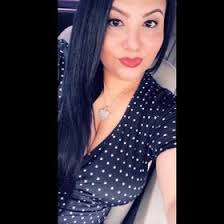 Debbie Perez (debbieperez99)