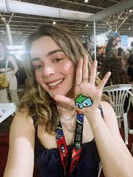 Resuminho do meu fim de semana divertido no @animesummitbrasil enquanto o  vlog não fica pronto 💖 agora preciso me recuperar financeiramente porque  deixei parte de um rim no evento ✌️🫠
