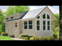 Jade Claremont Tiny House By Pratt Homes Beautiful Small House Design Youtube Tiny House Tiny House Floor Plans Tiny House Cabin
