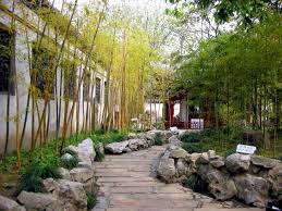 Use bamboo tree for diy railing. Bamboo Garden Designs