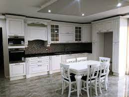 L Eleganza Dello Stile Classico Della Dolcevita Firmata Stosa Cucine Ecco La Cucina Progettata Dal Nostro Arredatore Fra Arredamento Home Decor Cucina Moderna