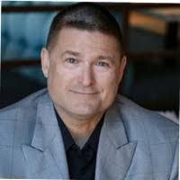 Sean Cape's Instagram, Twitter & Facebook