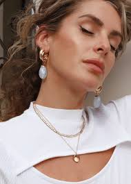 Sarah Cross Necklace — SNB