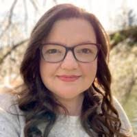 Amber Troxell's Instagram, Twitter & Facebook