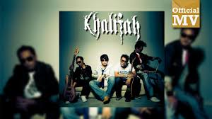 Ohoi hoi kalaulah mata bertentang mata hati di dalam bagai nak gila. Khalifah Cek Mek Molek Official Music Video Youtube