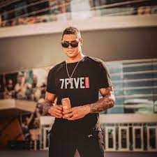 Javascript is required for the selection of a player. Ryan Reaves On Twitter You Ask We Listen 7five Gear Is Now Here Visit Https T Co Qfjgjjejqk Now To Check Out What We Got Going Threadsofenvy Https T Co Dtc9s734yi