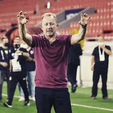 5 kasım 1972'de i̇stanbul'da doğdu. Besiktas Sergen Yalcin Ile Neden Anlasamadi Sergen Yalcin Kimlerle Sorun Yasadi Paraci Algisini Kimler Yapti Taraftarin Tepkisi Ne Olacak