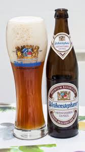 Weihenstephaner Hefeweissbier Dunkel Dunkelweizen 5 3º Craft Beer German Beer Beer Brands