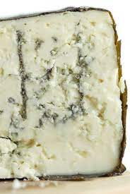 What S Cooking Rogue Creamery S David Gremmels Says Raw Milk Ban Unlikely Under New Cheese Rules Blue Cheese Recipes Raw Milk Cheese Cheese