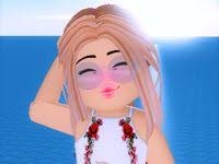 Su plataforma se compone de juegos que se desarrollan en base a 'lego'tipo los niños tienen mucha curiosidad sobre los juegos disponibles en esta plataforma. 190 Ideas De Roblox Chicas 3 En 2021 Roblox Fotos Para Perfil Whatsapp Fotos De Perfil Tumblr