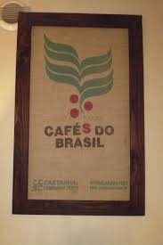 Tableau Avec Sac A Cafe Toile De Jute Du Bresil Decorations Murales Par Lukilum Toile De Jute Decoration Murale Toile De Jute Sac Jute