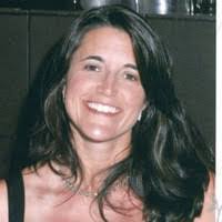 Kari Case's Instagram, Twitter & Facebook