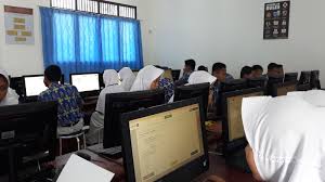 Pelaksanaan unbk tingkat smp/mts sendiri akan berlangsung sekolah yang menjadi pelaksanan unbk pertama kali misalnya, harus memperhatikan petunjuk teknis. Simulasi Unbk 2019 Smp Eka Tjipta Perdana Smp Eka Tjipta Perdana