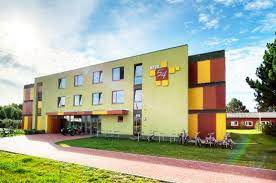 1,898 likes · 12 talking about this · 675 were here. Hostel Haus 54 Zingst Bewertungen Fotos Preisvergleich Tripadvisor