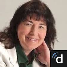 Julie Broyles's Instagram, Twitter & Facebook