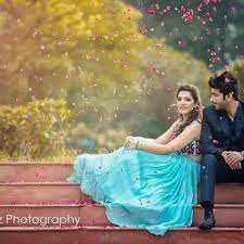 Wedding Invitations Fall Engagement Photos 59 Ideas Indian Wedding Couple Photography Wedding Photoshoot Props Indian Wedding Photography Couples