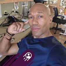 Comment CALS to find out if Robert got my weight right 😆 Watch my new vlog  episode where I got my bodyfat done at DexaFit at 9 weeks out!! How quick my