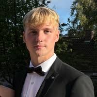 80+ perfiles de «Evers»