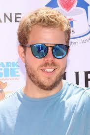 Max Todd's Instagram, Twitter & Facebook