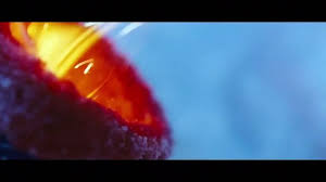 En signant pour incarner le meneur du groupe, un chasseur hanté par le souvenir de sa femme disparue, liam neeson acceptait aussi de revivre sa propre tragédie (son épouse est décédée à la suite d'un accident de ski il y a 3 ans). Le Territoire Des Loups Vf 2 Video Dailymotion