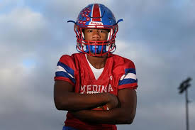 GNN Player of the Year: Christian Moss followed breakout year by setting  new Medina rushing record | Sports | niagara-gazette.com
