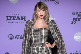 Why taylor swift's 2017 album reputation got a 2019 grammy nod. Taylor Swift Won T Attend The Grammys Again Reports