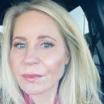 Misty Phipps's Instagram, Twitter & Facebook