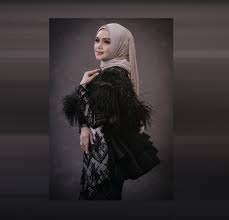 Facebook rasmi untuk mengeratkan silratulrahim dengan semua peminat di seluruh dunia. Berita Harian Pa Twitter Siti Nurhaliza Lancar Anta Permana Esok Https T Co Dt0nwsu3tf