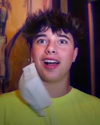 Fluffy Hair Gavin W Coco