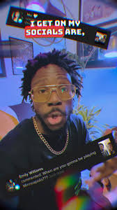 Woolbright live in Gainesville. Candice (singer) sang