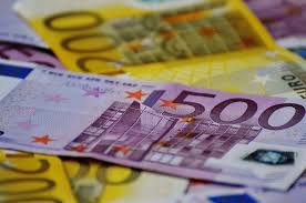 Que faire avec 50000 euros. Que Dois Je Faire Avec Le Montant De 100 000 Euros Que J Ai Epargne Guide Epargne Be