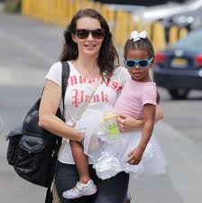 Stardoll'da kristin davis bebeğini giydir. Kristin Davis Two Children Gemma Rose And Winston Are Adopted