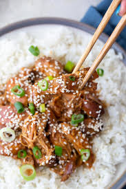 Make these meal prep honey sesame chicken lunch bowls on the weekend and you have four healthy, tasty lunches you can grab on your way out the door. Crockpot Sesame Chicken Quick Easy Slow Cooker Recipe
