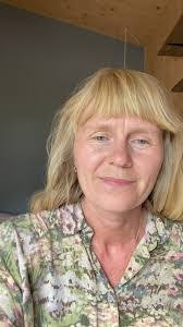 Ingrid Kraft's Instagram, Twitter & Facebook