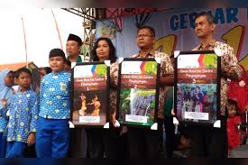Rpp bahasa jawa materi novel kurikulum 2013 marsudi basa lan sastra jawa jl 1 kelas vii k2013 pengembangan lembar kerja siswa lks bahasa jawa bermuatan bl 7055 padha seneng basa jawa kanggo smp kelas. Buku Paket Bahasa Jawa Kelas 9 Masnurul