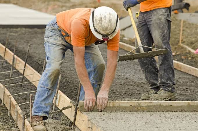 The 10 Best Concrete Contractors Near Me (with Free Quotes)