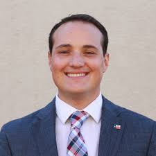 Kelly Cheever's Instagram, Twitter & Facebook