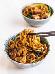 Yaki Udon Stir Fried Udon Noodles Recipe Yakisoba Recipe Vegetarian Udon Udon Recipe