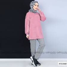 Balon Kol Kadife Kumas Gul Kurusu Tunik Urun Bilgisi Boy 75 Cm Gogus 110 Cm Bel 108 Cm Soguk Havalardaki En Buyuk Yardimciniz Olac Tunik Triko Giyim