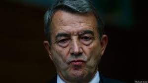 Presiden Sepak Bola Jerman Mundur