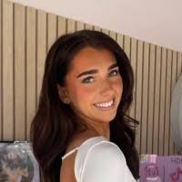 700+ "Dougall" profiles