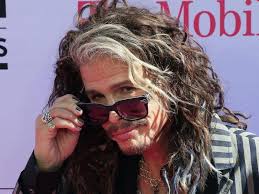 Chelsea tyler, who is the daughter of aerosmith rocker steven tyler, celebrated her baby shower in january. Dream On Steven Tyler Donald Trump Ist Ein Guter Freund Von Mir Leute Rnz
