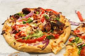 Naan Tandoori Chicken Pizza With Red Onion Cilantro Weekdaysupper Recipe Tandoori Chicken Pizza Chicken Pizza Tandoori Chicken